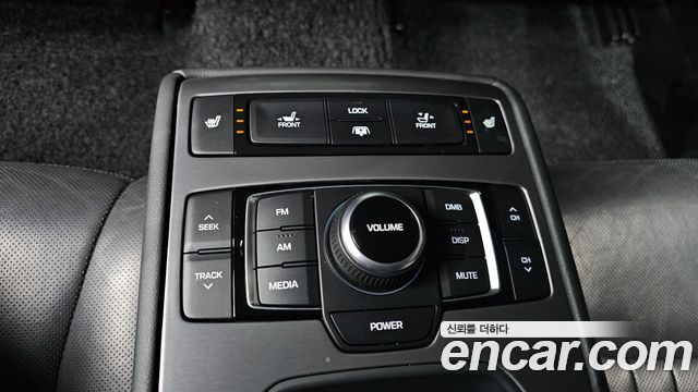 Hyundai Genesis 2015 — photo 17