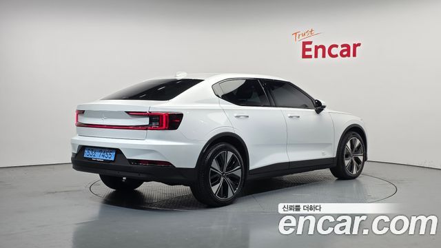 Polestar Polestar 2 2023 — photo 2