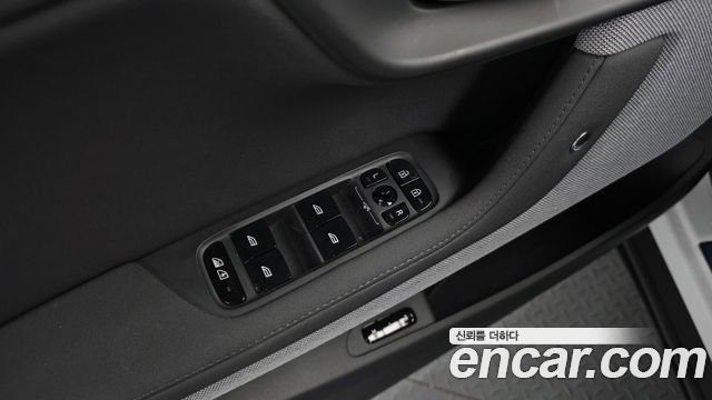 Polestar Polestar 2 2023 — photo 17