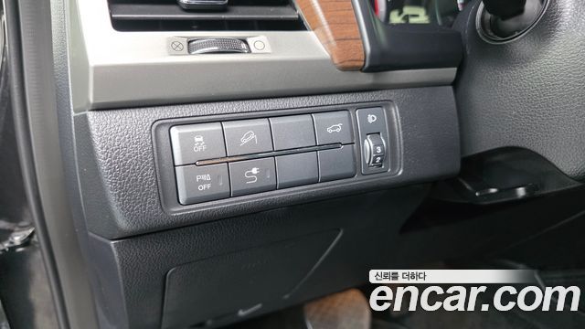 KG Mobility Rexton 2018 — photo 13
