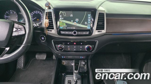 KG Mobility Rexton 2018 — photo 15