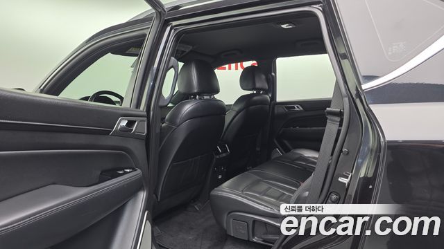 KG Mobility Rexton 2018 — photo 17