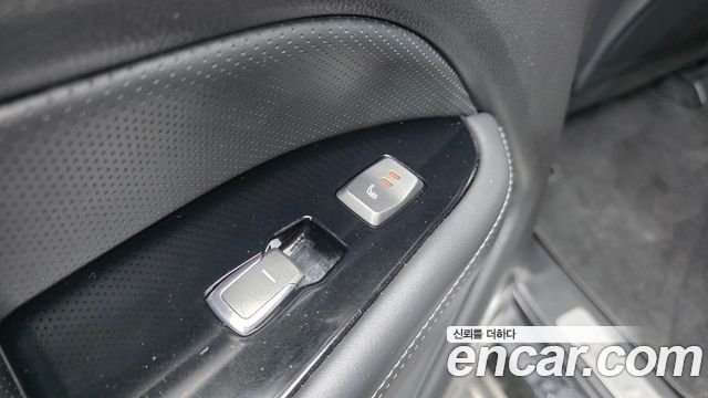 KG Mobility Rexton 2018 — photo 18