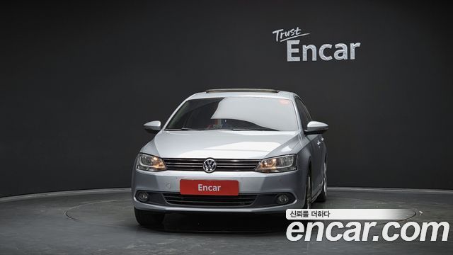Volkswagen Jetta 2012 — photo 3