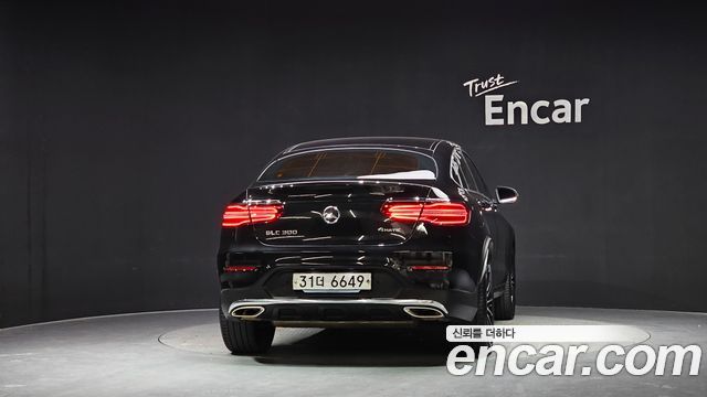 Mercedes-Benz GLC-Class 2019 — photo 4