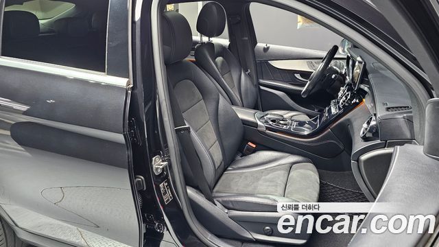 Mercedes-Benz GLC-Class 2019 — photo 9