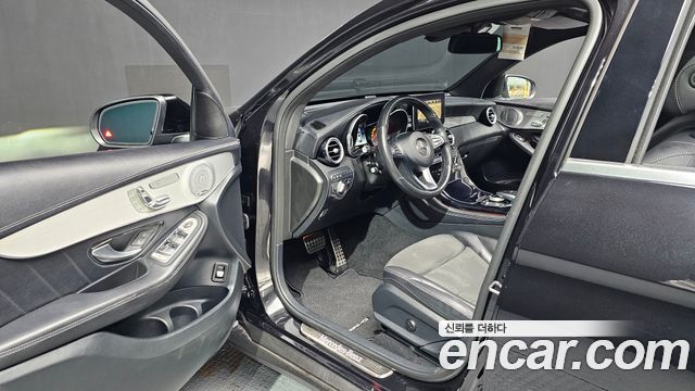 Mercedes-Benz GLC-Class 2019 — photo 10