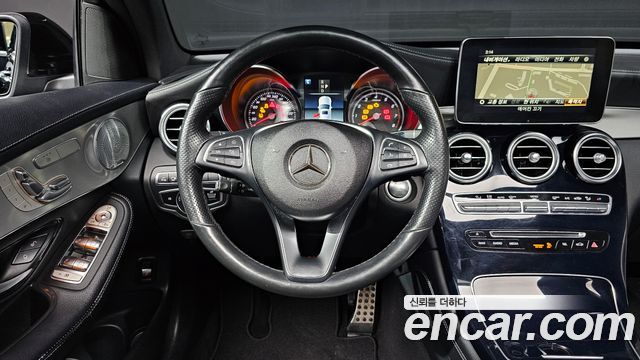 Mercedes-Benz GLC-Class 2019 — photo 12