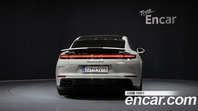 Porsche Panamera 2025 — photo 4