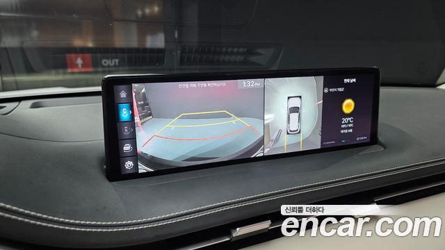 Genesis GV70 2023 — photo 15