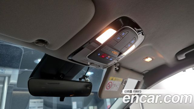 Hyundai Santafe 2022 — photo 18
