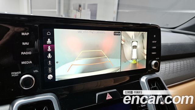 Kia Sorento 2023 — photo 16