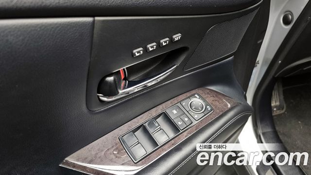 Lexus RX 2013 — photo 18