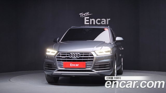 Audi Q5 2020 — photo 3