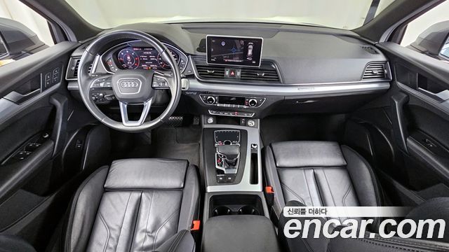 Audi Q5 2020 — photo 7