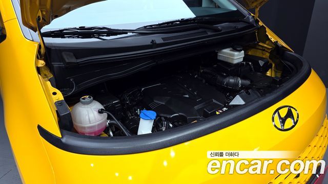 Hyundai Staria 2024 — photo 6