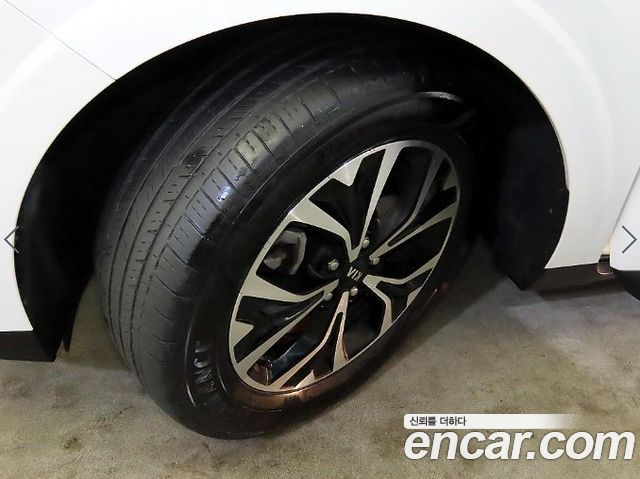Kia Canival 2021 — photo 20