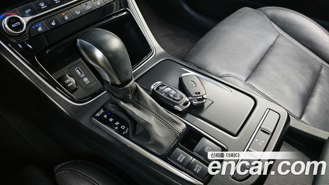 Hyundai Grandeur 2018 — photo 9