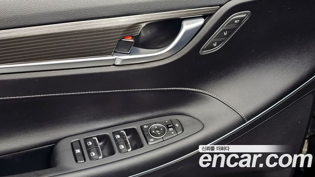 Hyundai Grandeur 2018 — photo 18