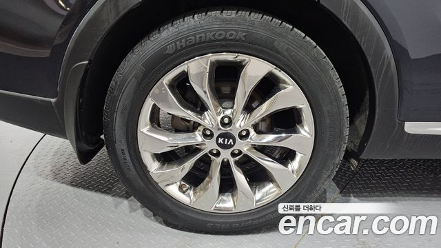 Kia Sorento 2018 — photo 5