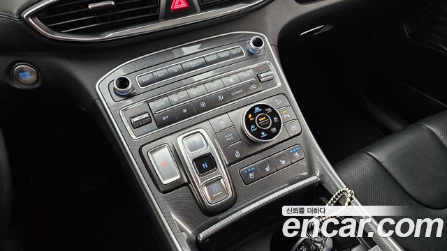 Hyundai Santafe 2021 — photo 9