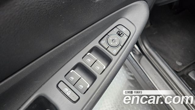 Hyundai Santafe 2021 — photo 17