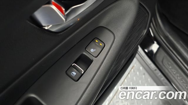 Hyundai Santafe 2021 — photo 18