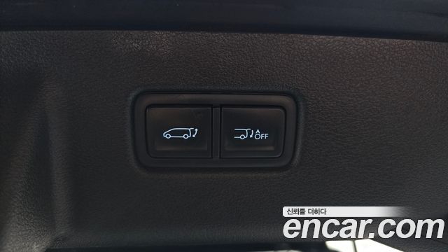 Hyundai Staria 2025 — photo 20