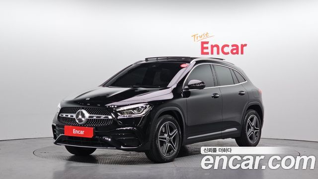 Mercedes-Benz GLA-Class 2020 — photo 1