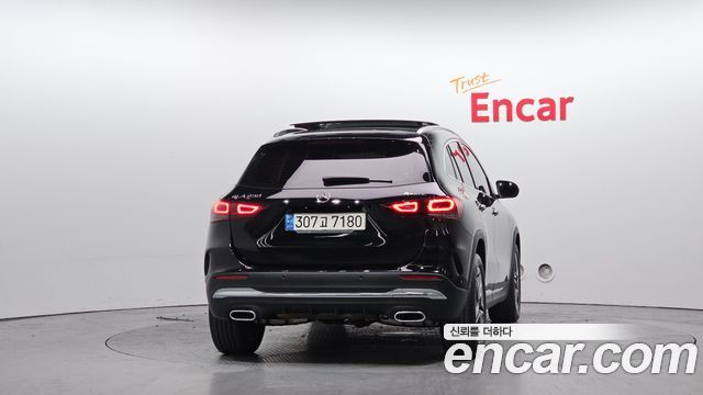 Mercedes-Benz GLA-Class 2020 — photo 4