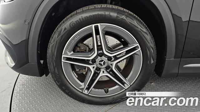 Mercedes-Benz GLA-Class 2020 — photo 5