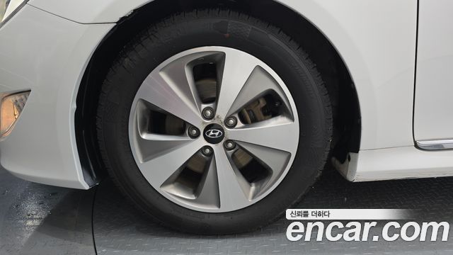 Hyundai Sonata 2012 — photo 5