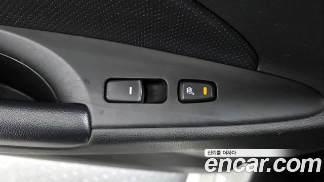 Hyundai Sonata 2012 — photo 17
