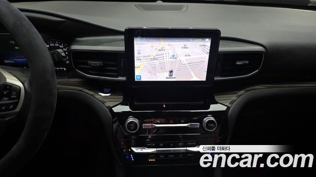 Ford Explorer 2022 — photo 14