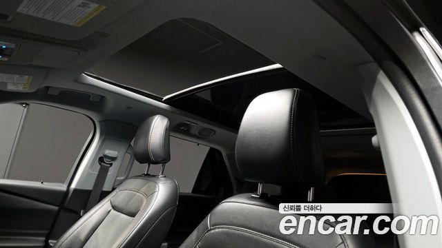 Ford Explorer 2022 — photo 17