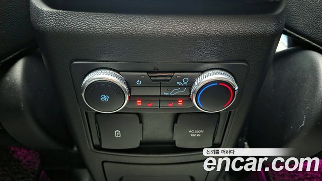 Ford Explorer 2022 — photo 19