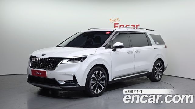 Kia Canival 2021 — photo 1