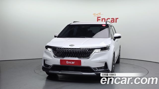 Kia Canival 2021 — photo 3