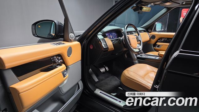 Land Rover Range Rover 2021 — photo 10