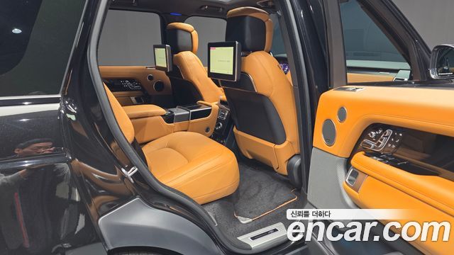 Land Rover Range Rover 2021 — photo 12