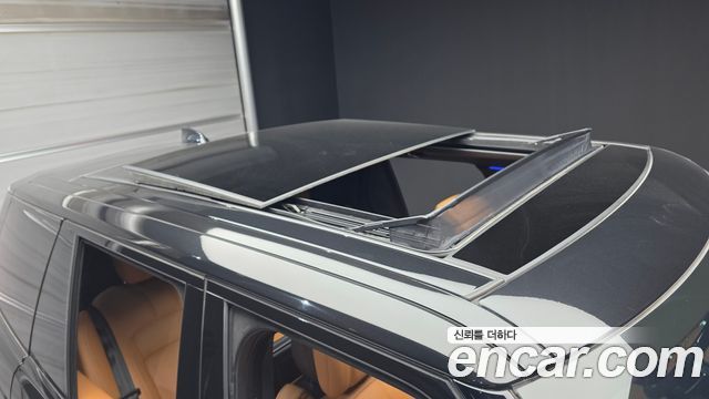 Land Rover Range Rover 2021 — photo 19