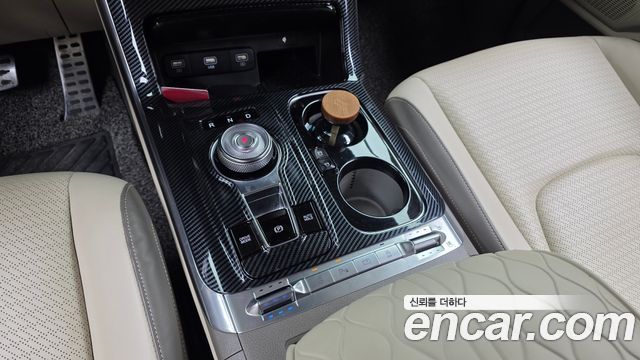 Kia Canival 2021 — photo 9