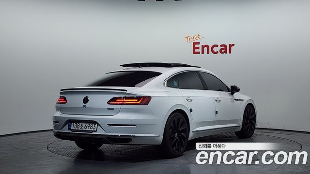 Volkswagen Arteon 2019 — photo 2