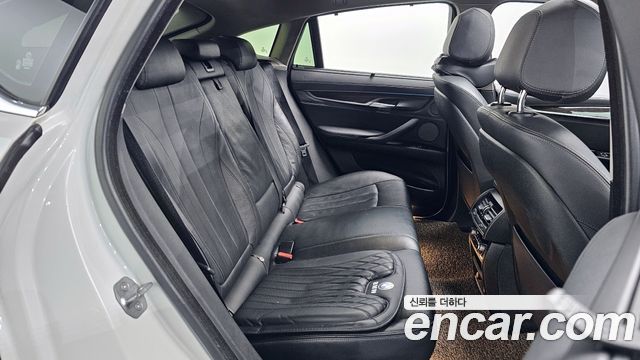 BMW X6 2018 — photo 12