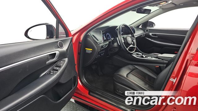 Hyundai Sonata 2020 — photo 11