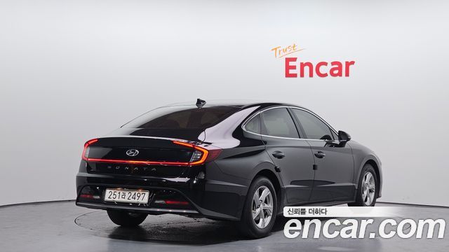 Hyundai Sonata 2022 — photo 2