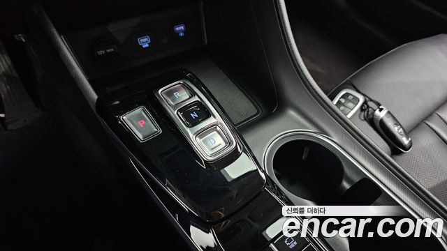 Hyundai Sonata 2022 — photo 9