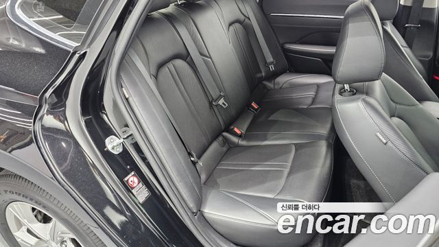 Hyundai Sonata 2022 — photo 12