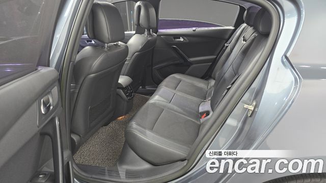 Peugeot 508 2014 — photo 13