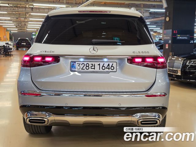 Mercedes-Benz GLS-Class 2023 — photo 2